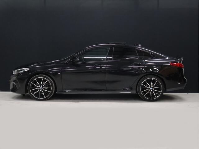 BMW 2-SERIE Gran Coupé 218i M Sport [SCHUIFKANTELDAK, M PAKKET, SFEERVERLICHTING, CAMERA, PDC V+A, APPLE CARPLAY, ANDROID, STUURVERWARMING, CRUISE CONTROL, NIEUWSTAAT]