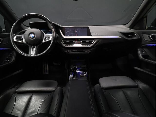 BMW 2-SERIE Gran Coupé 218i M Sport [SCHUIFKANTELDAK, M PAKKET, SFEERVERLICHTING, CAMERA, PDC V+A, APPLE CARPLAY, ANDROID, STUURVERWARMING, CRUISE CONTROL, NIEUWSTAAT]