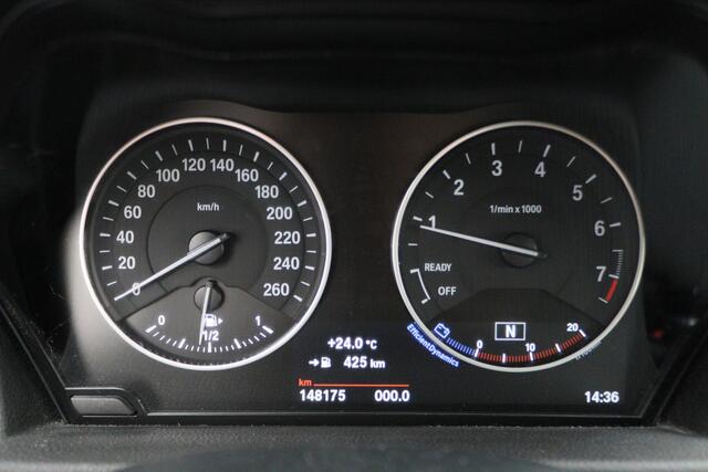 BMW 2-SERIE Active Tourer 218i Centennial High Executive Leer, LED, Head-Up, Navigatie, Stoelverwarming, Afn. Trekhaak