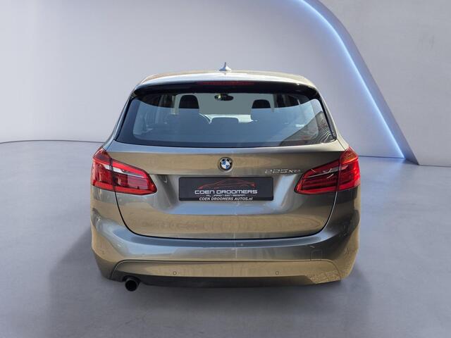 BMW 2-SERIE Active Tourer 225xe iPerformance /Apple Carplay/Elektr. klep/Parkeersens./Cruise&Clima Contr./Navi/17''LMV/(MET GARANTIE*)