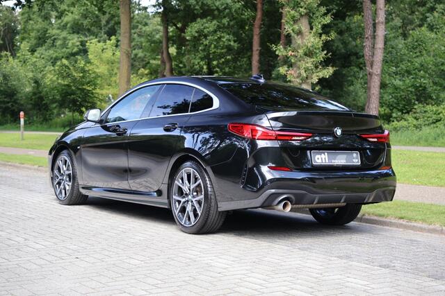 BMW 2-SERIE Gran Coupé 218i M Sport Edition M-Sportpakket, Adaptieve Cruise Control, Stuurwielverwarming, Sportstoelen, Parkeerhulpsysteem, DAB, Stoelverwarming, Shadowline, M-Sportbesturing, Grootlichtassistent, Live Cockpit,etc.