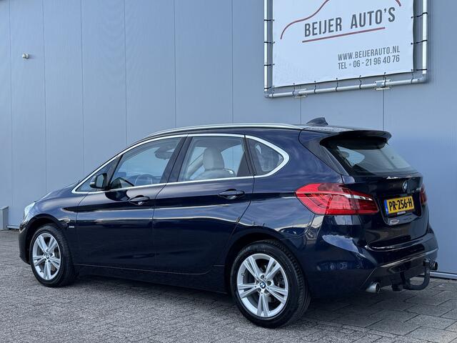 BMW 2-SERIE Active Tourer 220i High Executive Automaat/Trekaak/Leer.