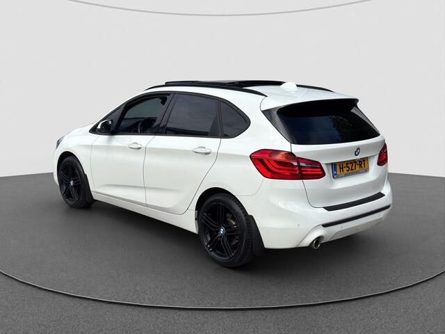 BMW 2-SERIE Active Tourer 218i High Executive | Pano | Automaat