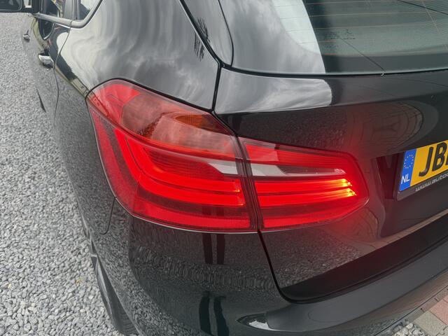 BMW 2-SERIE Active Tourer 218d 2.0 150pk Automaat Executive Sportline
