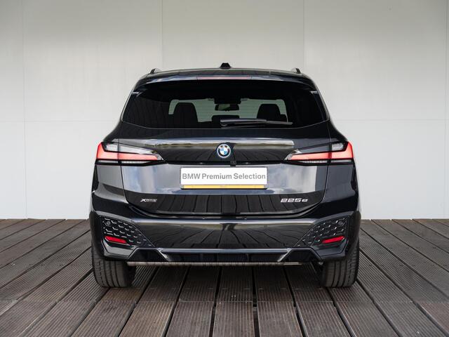 BMW 2-SERIE Active Tourer 225e xDrive | M Sportpakket | Premium Pack | Comfort Pack | Travel Pack