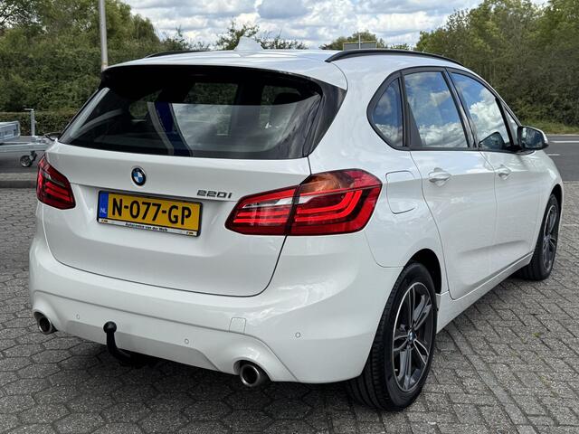BMW 2-SERIE Active Tourer 220i High Executive Launch Edition NAVI | KLIMA | BOVAG !!