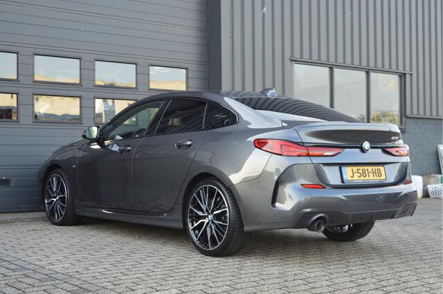 BMW 2-SERIE Gran Coupé 218i High Executive | M-PAKKET | CARPLAY | LED | HIFI |
