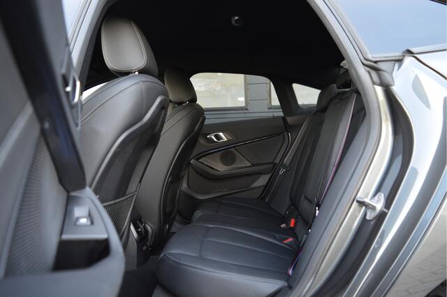BMW 2-SERIE Gran Coupé 218i High Executive | M-PAKKET | CARPLAY | LED | HIFI |