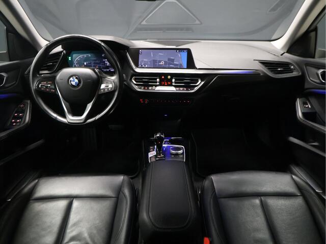 BMW 2-SERIE Gran Coupé 218i Business Edition Plus [CRUISE CONTROL, CAMERA, PDC ACHTER, APPLE CARPLAY, ANDROID AUTO, SFEERVERLICHTING, STOELVERWARMING, AUTO AIRCO, NAVIGATIE, NIEUWSTAAT]