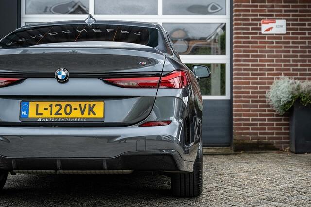 BMW 2-SERIE 218 218i High Executive | M-Sport | Panorama | Memory | Cruise | Keyless | Trekhaak | Elek. stoelbediening | 18' inch |
