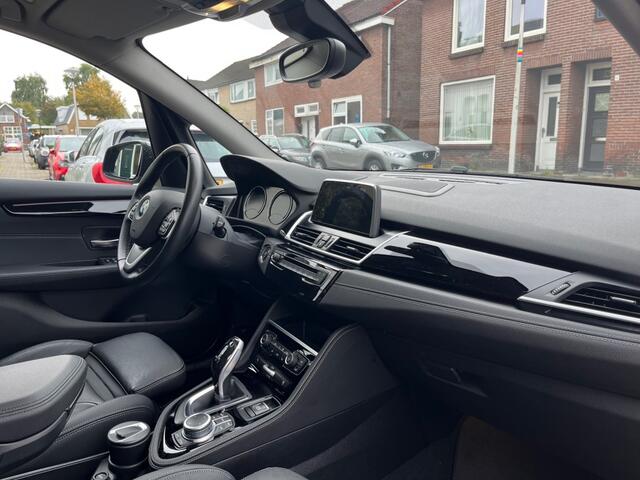 BMW 2-SERIE 220I