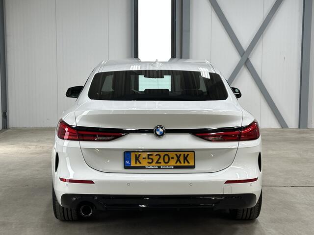 BMW 2-SERIE Gran Coupé 218i Executive 140pk | Stoelverwarming | 18 inch | PDC | Navi