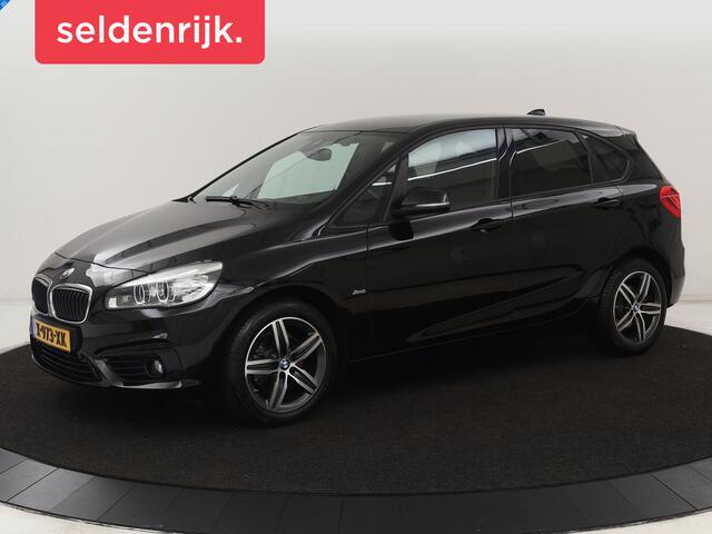 BMW 2-SERIE Active Tourer 218i Sport Line | Stoelverwarming | Full LED | Sportstoelen | Navigatie | Bluetooth | Park Assist | Climate control | Cruise control