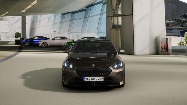 BMW 2-SERIE Gran Coupé 220 M Sport Automaat / Sportstoelen / Adaptieve LED / M Adaptief onderstel / Achteruitrijcamera / Parking Assistant / Comfort Access / Stuurverwarming