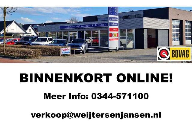 BMW 2-SERIE Active Tourer 220i M-Sport / Pano / H&K / Stoelverwarming / HUD