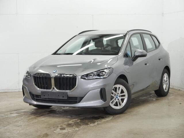 BMW 2-SERIE Active Tourer 225e xDrive | Head-Up | Comfort Acces| Voorbereiding Driving Assistant Plus | Stoelverwarming | Parking assistant plus