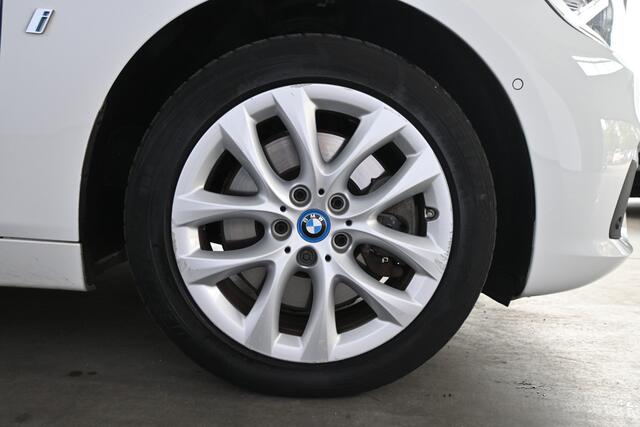 BMW 2-SERIE Active Tourer 225xe iPerformance Automaat Clima Navigatie LED Rijklaarprijs Inruil Mogelijk!