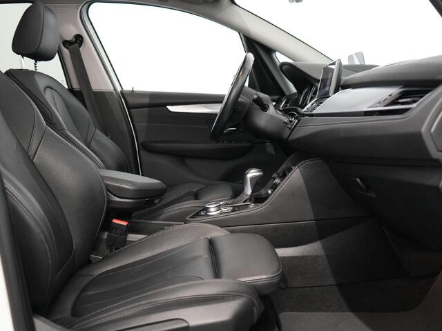 BMW 2-SERIE Active Tourer 225xe iPerformance High Executive | Pano | HUD | Leer | Camera | Carplay