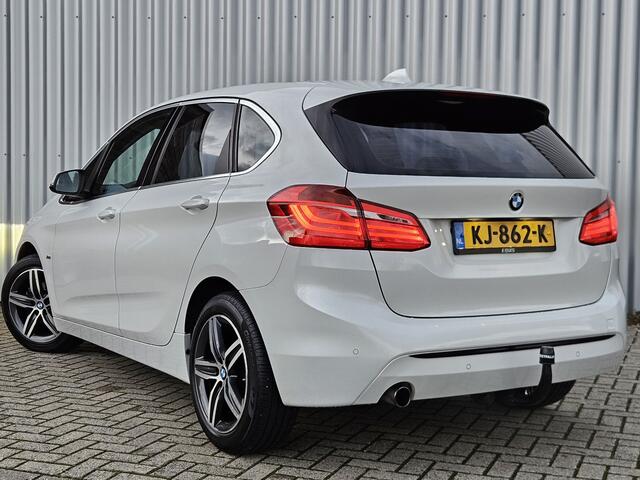 BMW 2-SERIE Active Tourer 216i Centennial Executive /Nieuwe Ketting!