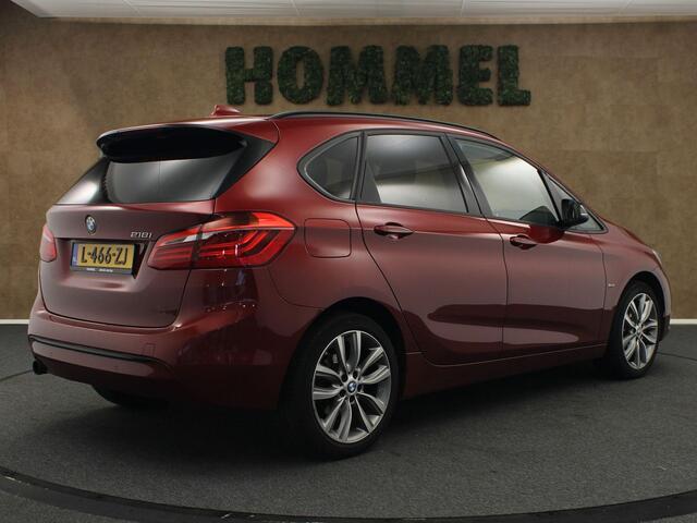 BMW 2-SERIE Active Tourer 218i High Executive - ELEKTRISCHE ACHTERKLEP - KEYLESS START - VOORSTOELEN VERWARMD - NAVIGATIE - CRUISE CONTROL - CLIMATE CONTROL- BLUETOOTH - SPORTSTOELEN- MISTLAMPEN VOOR