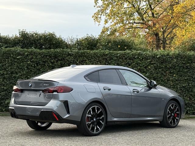 BMW 2-SERIE Gran Coupé 220 | M-Sport Pro | 19'' | Camera | Comfort Access | Stuur + Stoelverw.