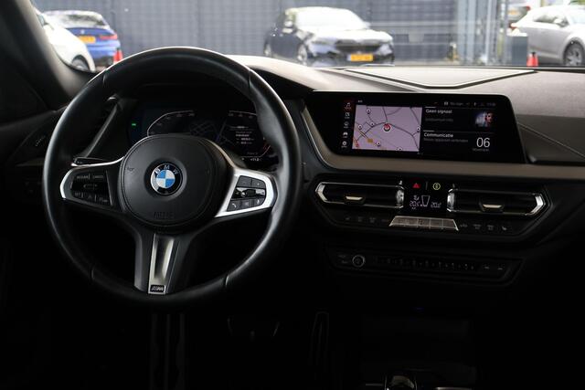 BMW 2-SERIE Gran Coupé 218i Executive Edition | M Sport | Parking Pack | Driving Assistant | Spiegel Pakket | Safety-Pack