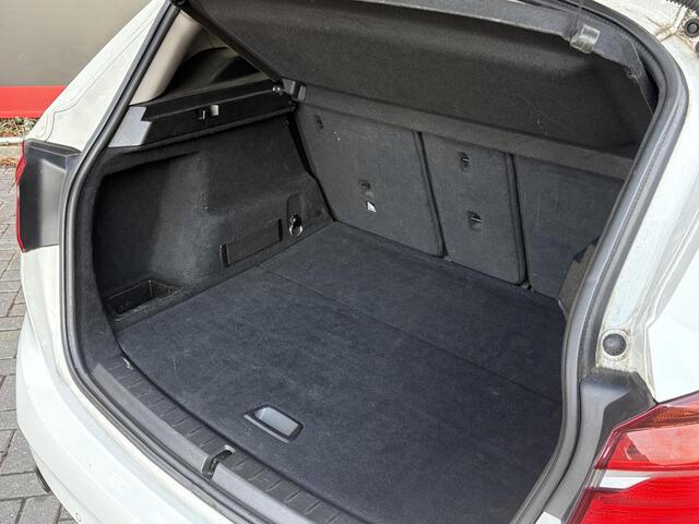 BMW 2-SERIE Active Tourer 218i M Sport - Navigatie - Climate Controle - Afneembare Trekhaak