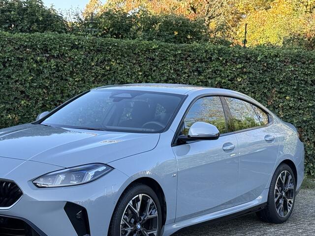 BMW 2-SERIE Gran Coupé 220 | M-Sport | Camera | Harman/Kardon
