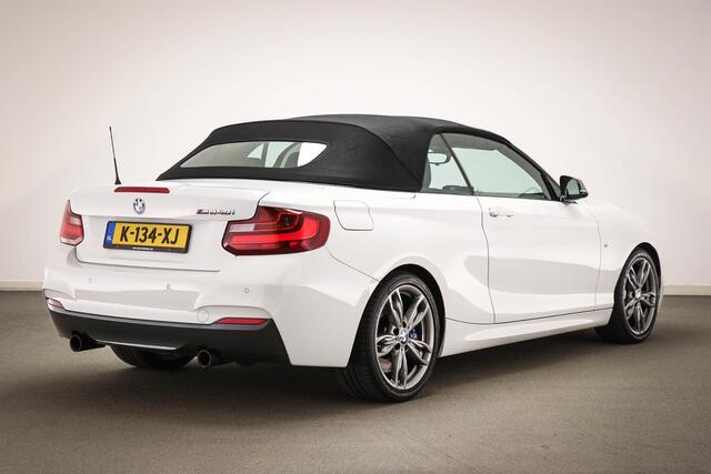 BMW 2-SERIE Cabrio M240i Executive | COMFORT / SAFETY- PACK | LEDER | STUURVERWARMING
