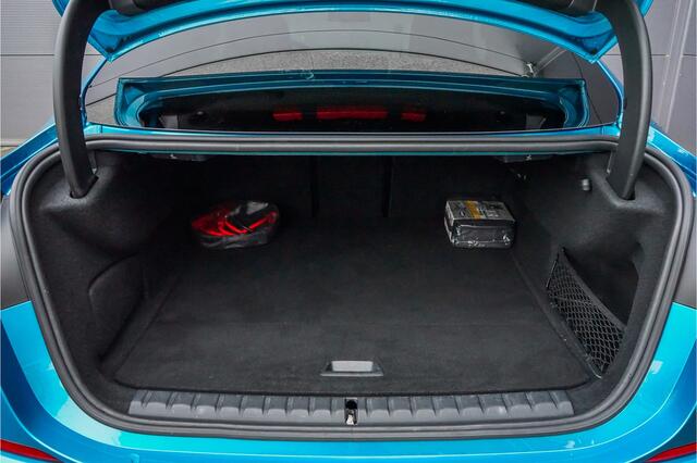 BMW 2-SERIE Gran Coupé 218i M-Sport Automaat Pano HUD HiFi 19"