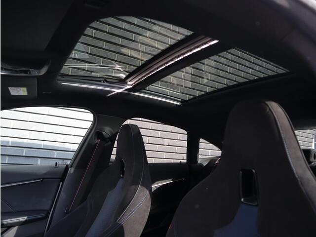 BMW 2-SERIE Gran Coupé 218i High Executive M Sport / Panodak / Alcantara / Harman/Kardon