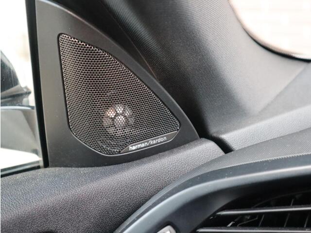 BMW 2-SERIE Gran Coupé 218i High Executive M Sport / Panodak / Alcantara / Harman/Kardon