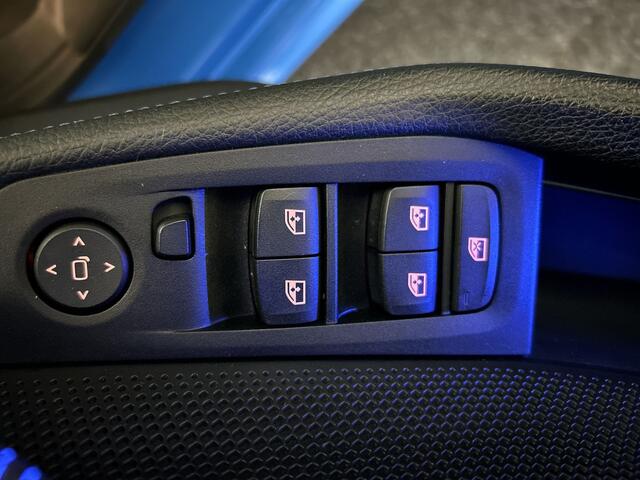 BMW 2-SERIE Gran Coupé 218i High Executive Edition Sportstoelen | M-pakket | Lage KM. Stand NAP!