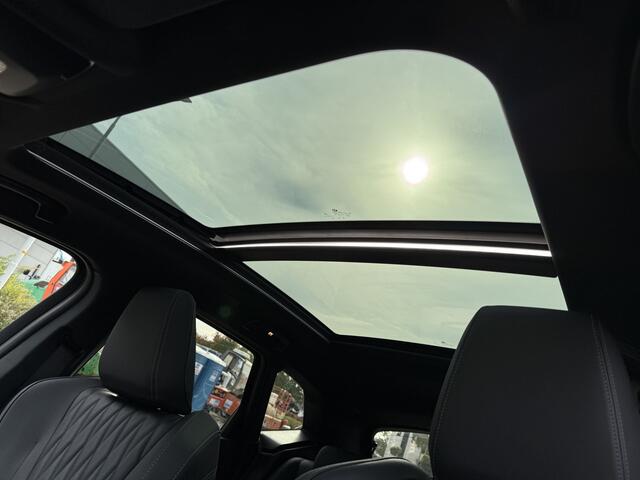 BMW 2-SERIE Active Tourer 225e xDrive M Sport Pano-Dak | Trekhaak | Harman Kardon | HUD | Camera |