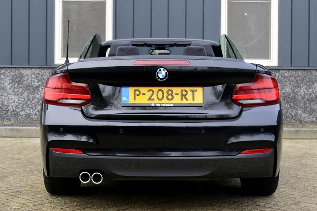 BMW 2-SERIE Cabrio 218i M-Sport Rijklaarprjs-Garantie Navigatie Airco Stoel/Stuur verwarming Led