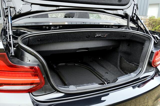 BMW 2-SERIE Cabrio 218i M-Sport Rijklaarprjs-Garantie Navigatie Airco Stoel/Stuur verwarming Led