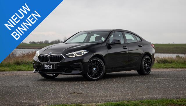 BMW 2-SERIE Gran Coupé 218i Introduction Edition NAVI / CARPLAY / LED / AUTOMAAT / N.A.P