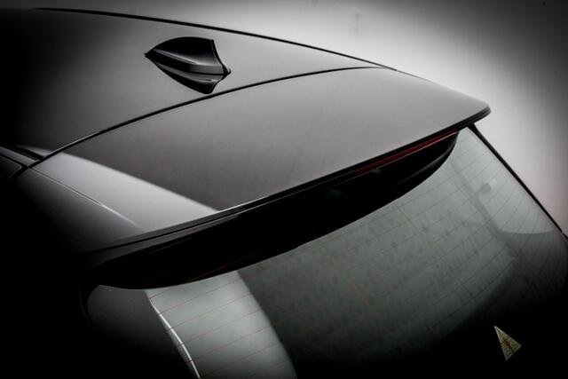 BMW 2-SERIE Active Tourer 218i 136 PK High Executive | Automaat | 1 e Eign | 57..000 KM | | Leder 'Dakota'| Clima | Navi | Pdc | Led | Head-Up Display |