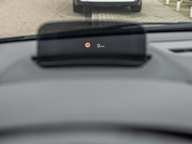 BMW 2-SERIE Active Tourer 218i Corporate Lease High Exe ORG NL HUD CAMERA HIFI LEDER STOELVERW