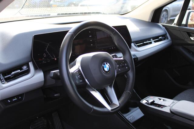 BMW 2-SERIE Active Tourer 218i Automaat / Achteruitrijcamera / DAB