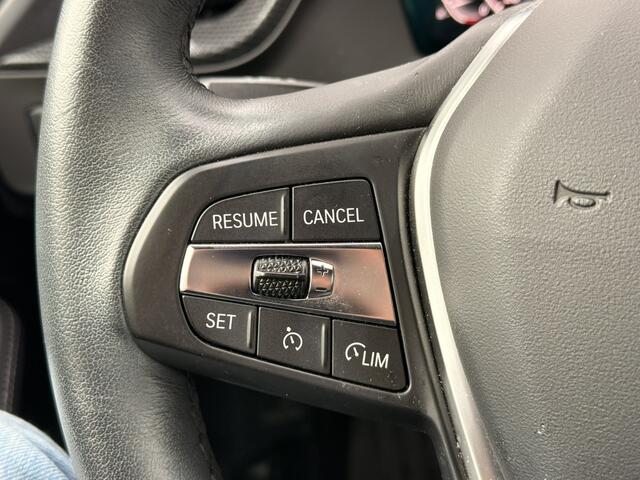 BMW 2-SERIE Gran Coupé 220i Business Edition Plus | Leer | Navi | Carplay