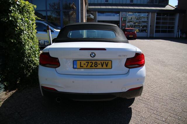 BMW 2-SERIE Cabrio 218i High Executive | M-pakket | Navigatie | Sensoren v/a |