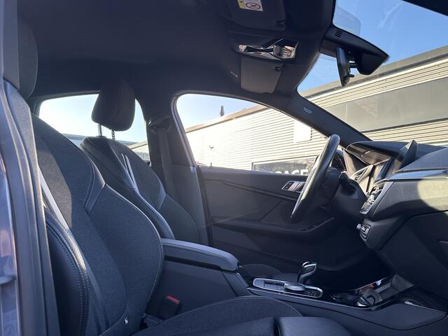 BMW 2-SERIE Gran Coupé 218i Executive Edition | Digitaal cockpit | Navi | LED