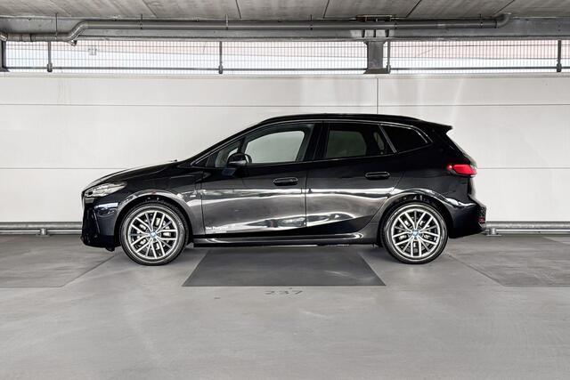 BMW 2-SERIE Active Tourer 225e xDrive | M Sportpakket | Premium Pack | Travel Pack | Trekhaak