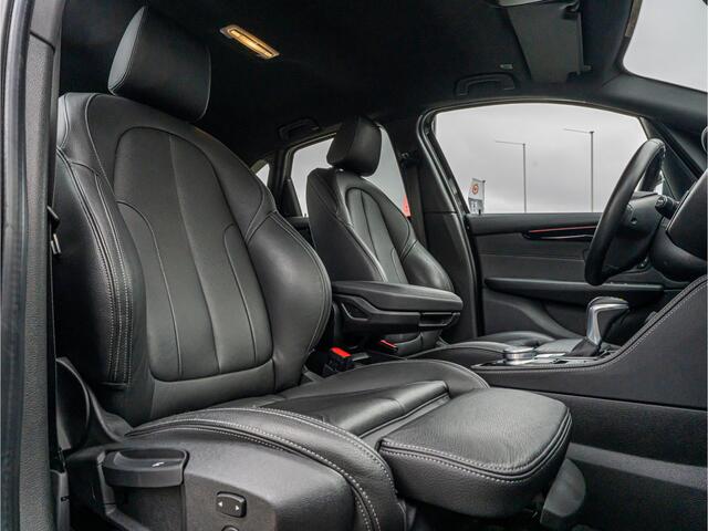 BMW 2-SERIE Active Tourer 218i Corporate Lease High Exe ORG NL HUD CAMERA HIFI STOELVERW LEDER