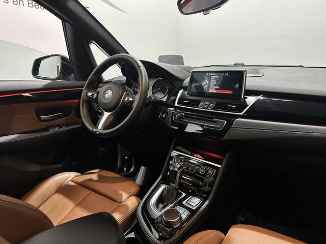 BMW 2-SERIE Active Tourer 220i High Executive - Camera / Navi / Stoelverw.
