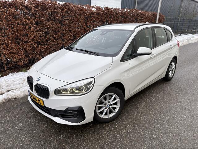 BMW 2-SERIE Active Tourer 216d Executive / NAVI / CRUISE / BTW