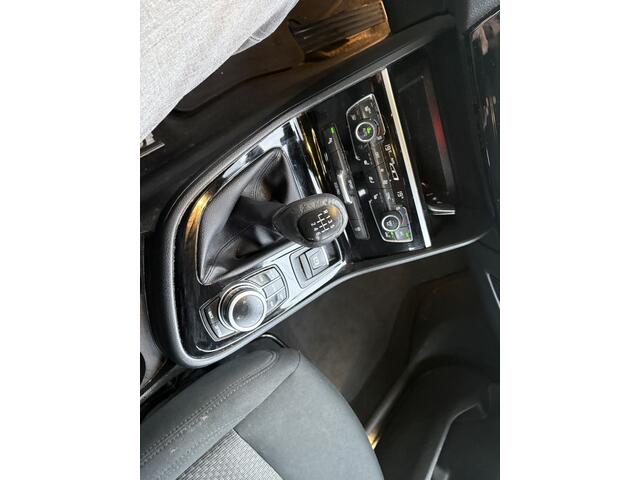 BMW 2-SERIE Active Tourer 216d Executive / NAVI / CRUISE / BTW