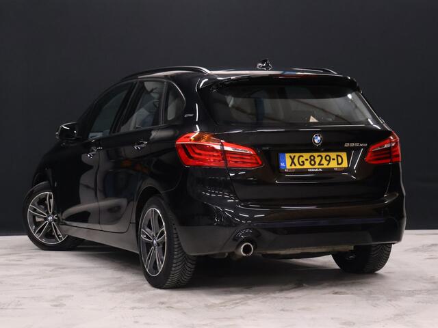 BMW 2-SERIE Active Tourer 225xe iPerformance High Executive [CAMERA, HEAD UP DISPLAY, LEDER SPORTSTOELEN, STOELVERWARMING, NIEUWSTAAT]