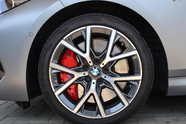 BMW 2-SERIE Gran Coupé 218i | M Sport Pro | Froze Pure Grey metallic | Glazen Panoramadak | Ekris Selection